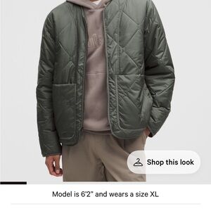 lululemon athletica Men's Quilted Puffer Jacket - Olive